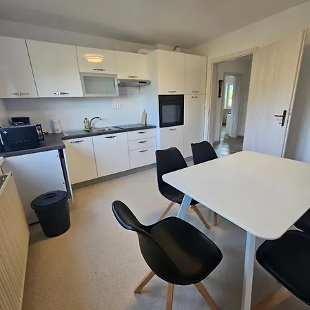 Appartement Zalar *